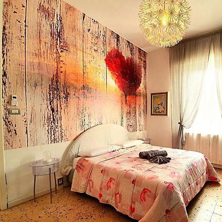 Accogliente Casa Indipendente Con Wi-Fi Gratuito, A Due Passi Dal Centro E Dalle Attrazioni Rávena Exterior foto